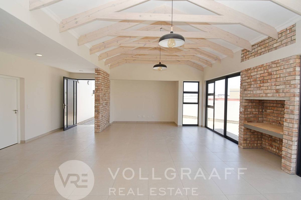 3-Bedroom Home in Kramersdorf - Photo 2