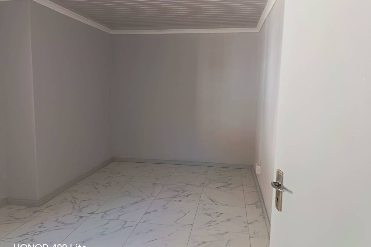 Newly built one-bedroom cottage to rent - Photo 5