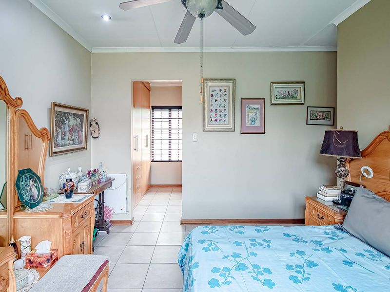 3 Bedroom 2 bathroom home - Photo 5