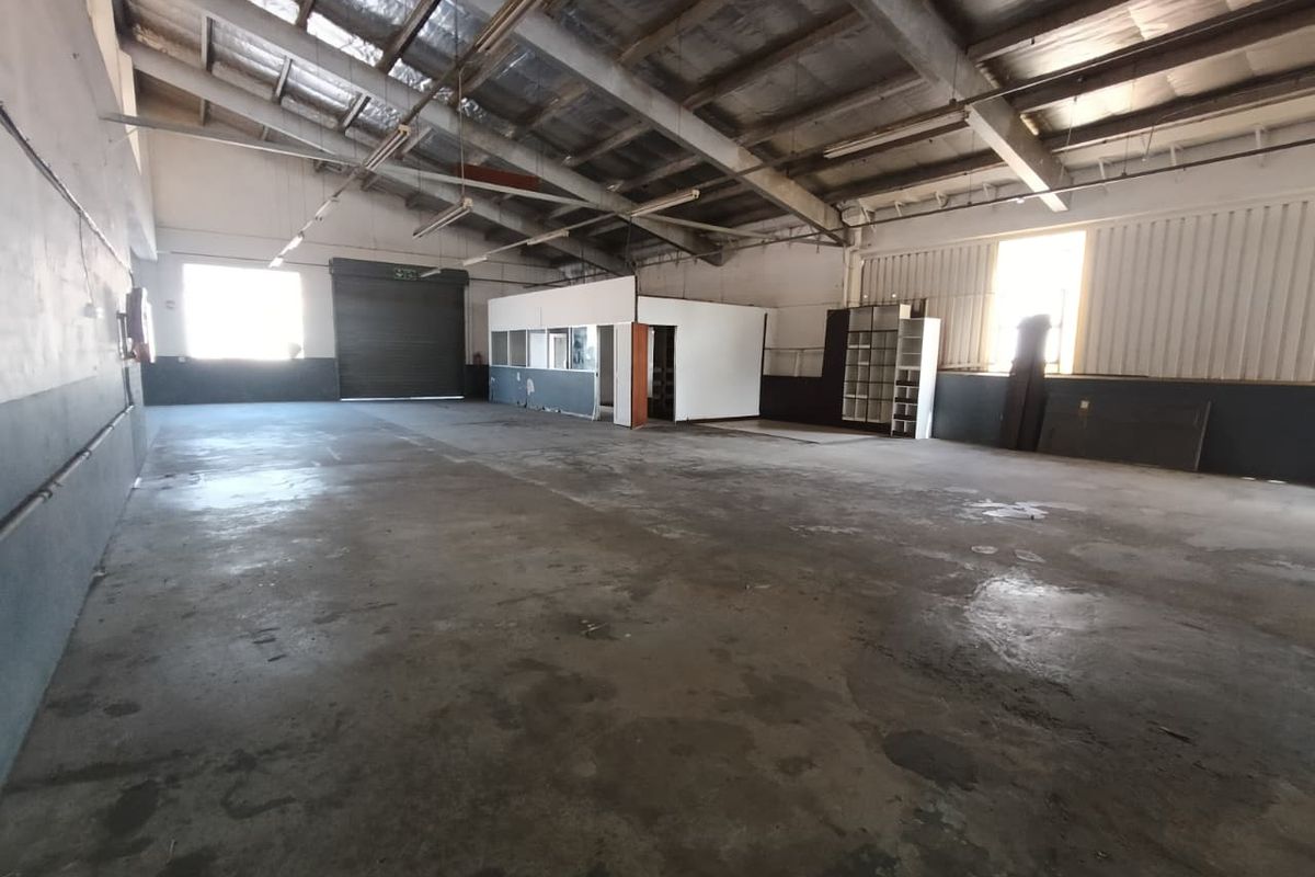 WAREHOUSE TO LET – IVY PARK, PINETOWN 617m2 | SUPERLINK ACCESS - Photo 2