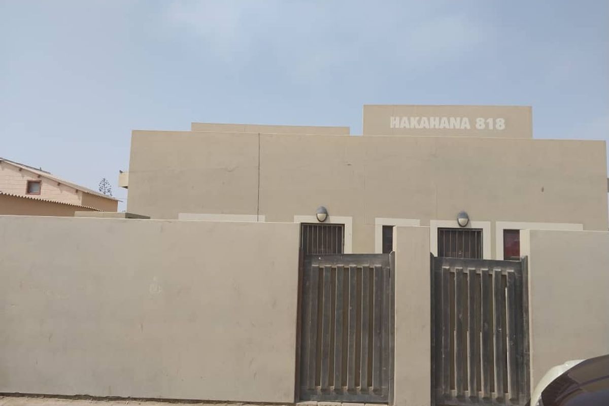 14-Unit apartment Building for Sale - Photo 2