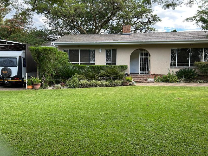 Impressive 4 Bedroom home for sale - Photo 3