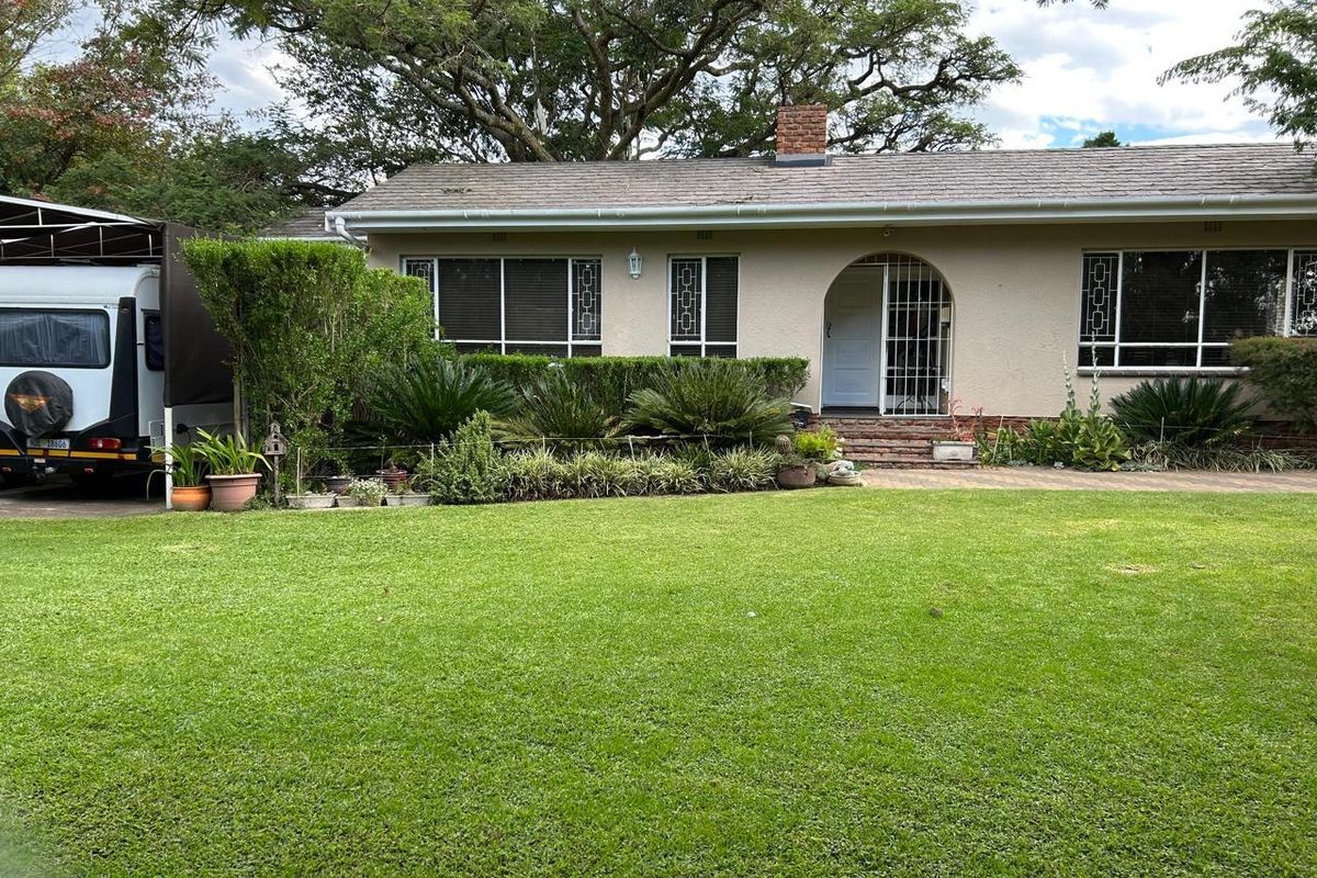 Impressive 4 Bedroom home for sale - Photo 3