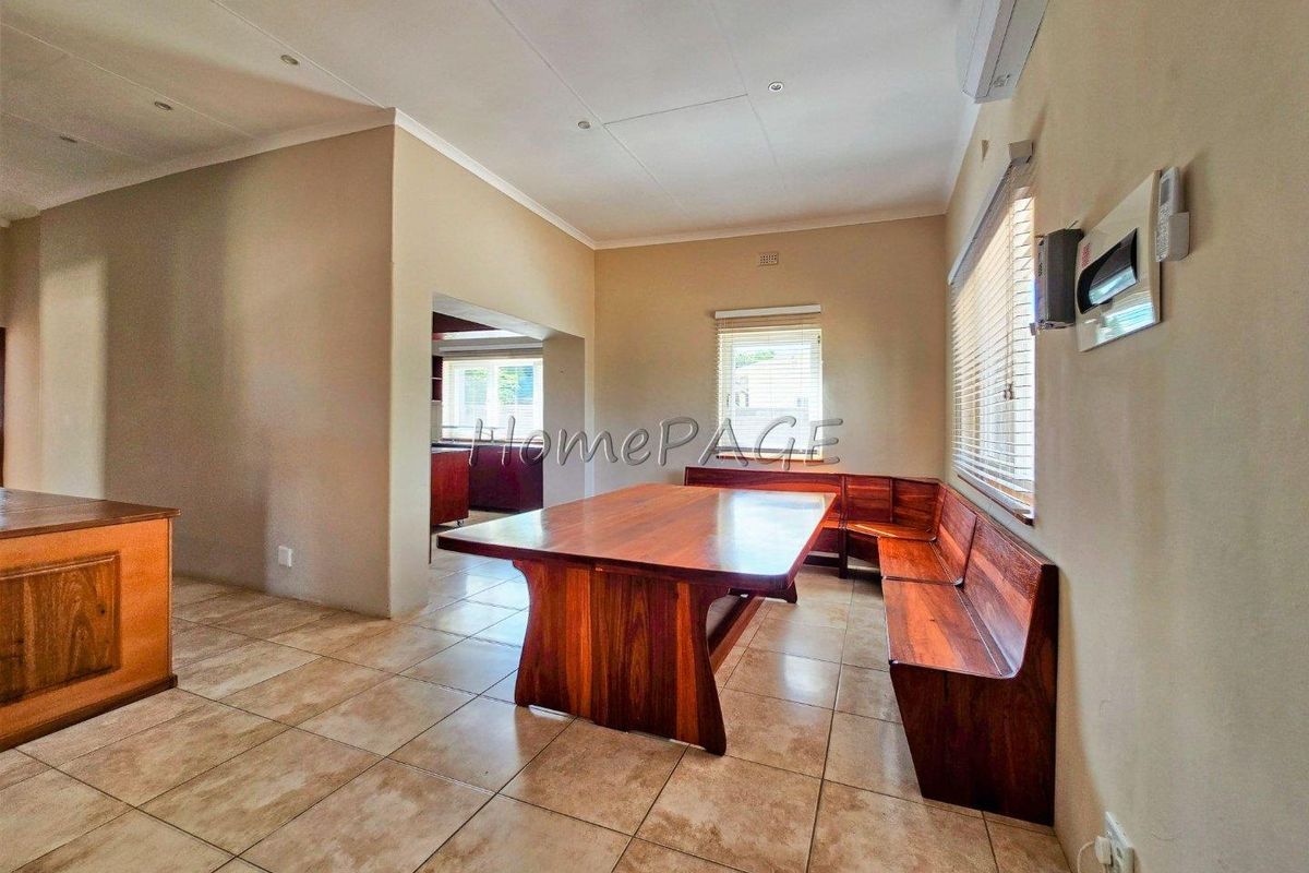 Omaruru:  Very neat 4 Bedr Home close to Town Centre is for Sale - Photo 5