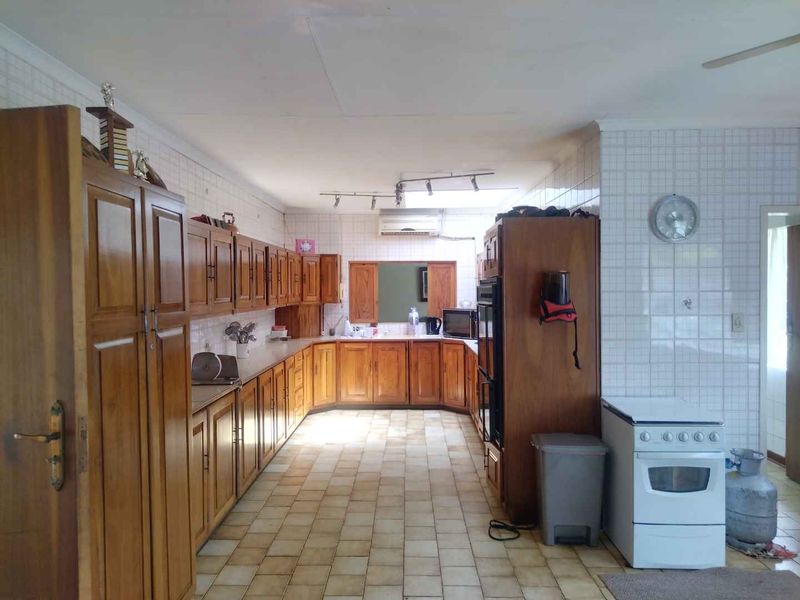Farm with 6 properties for sale in Centurion - Photo 5