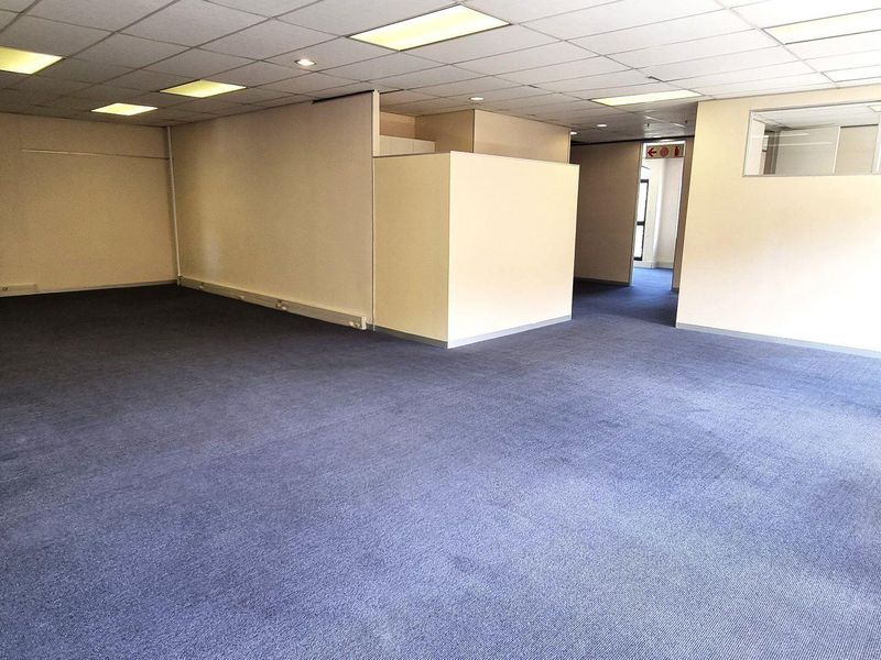First Floor Offices in Tokai - Photo 7