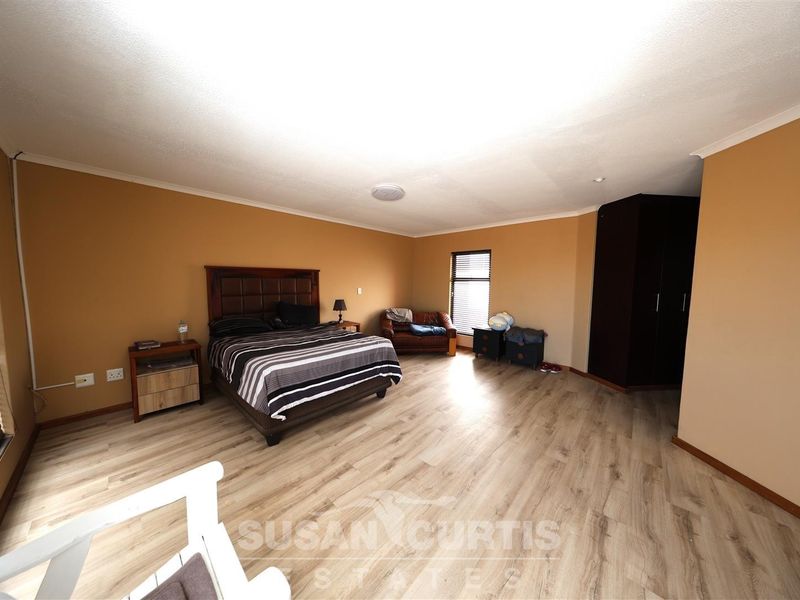 3-Level Duplex Townhouse with Sea & Dune Views - Photo 9
