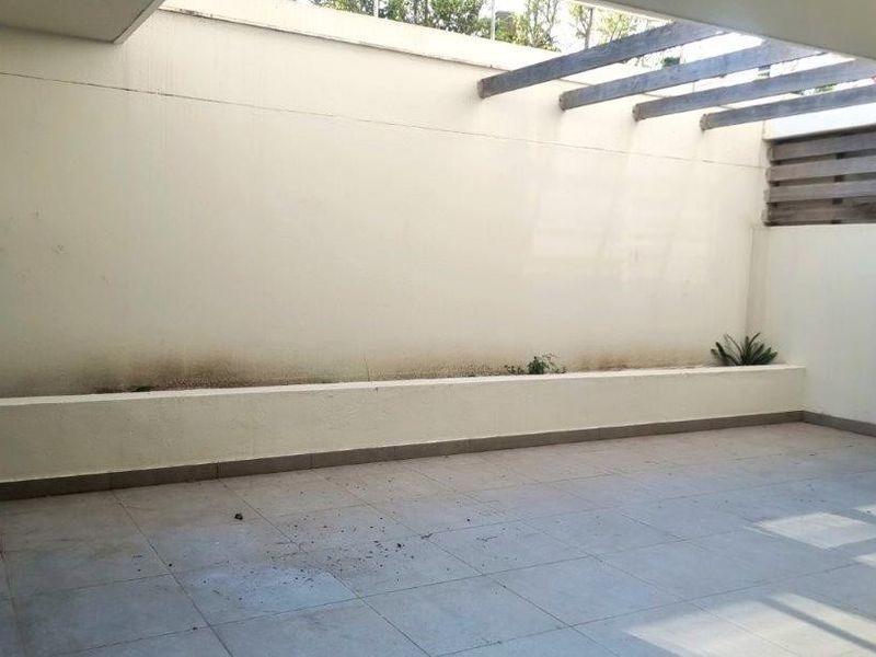 Modern 2 Bed, 2 Bath Apartment In Secure Retirement Estate - Photo 3