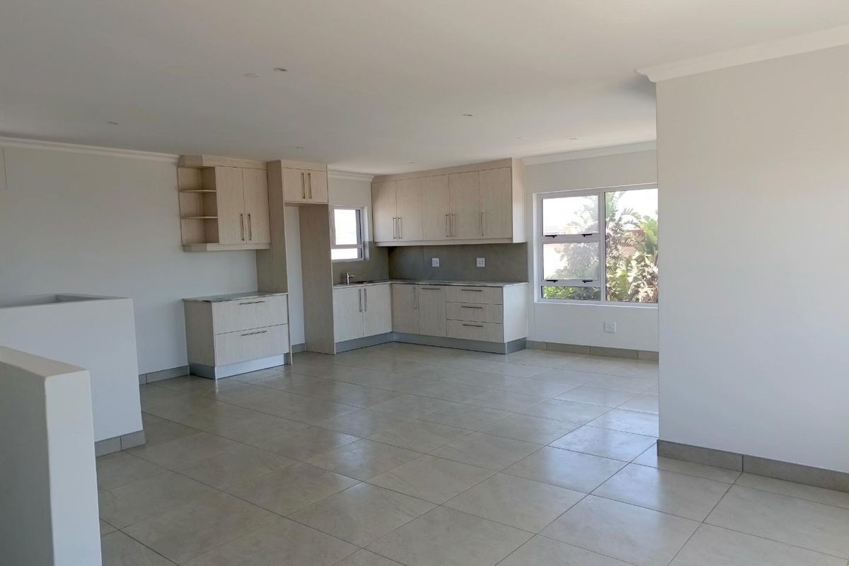 4 Bedroom Modern Coastal Home for Sale – Swakopmund - Photo 2