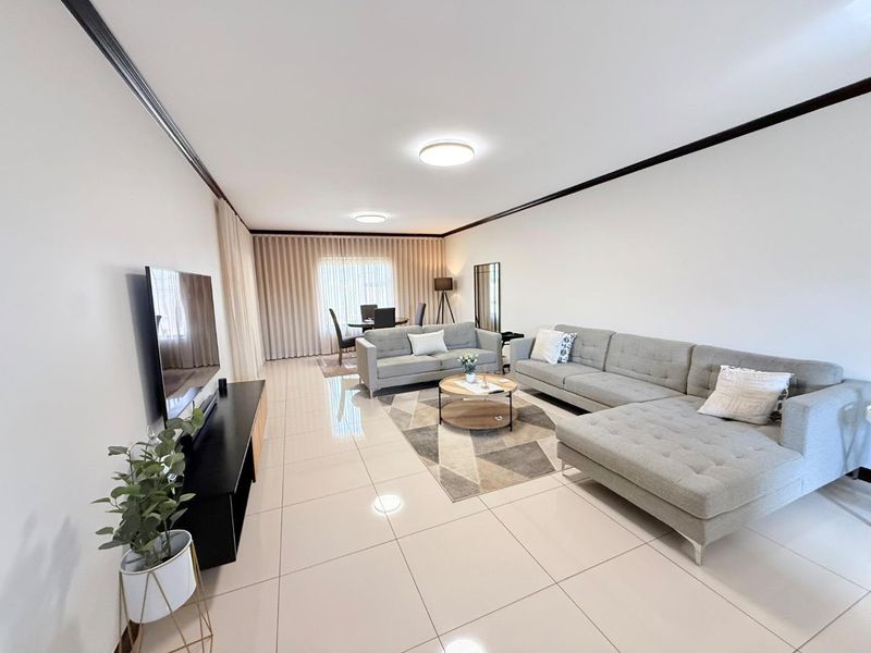 Live in Style: Elegant 2-Bed, 2-Bath Apartment! - Photo 6