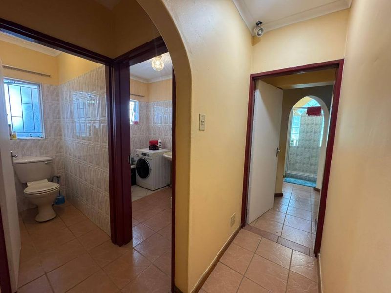 3 Bedroom House For Sale in Khomasdal - Photo 7