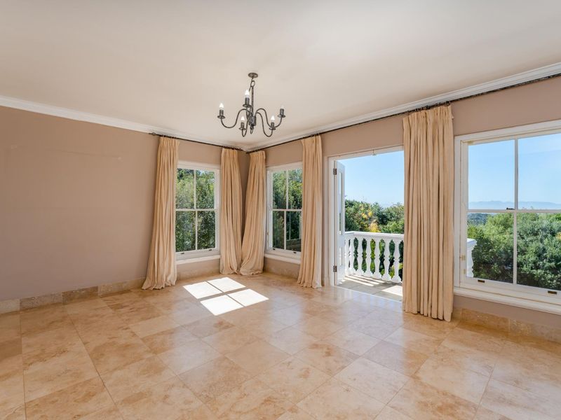 Exclusive Constantia Residence with Expansive Gardens and Exceptional Views - Photo 9