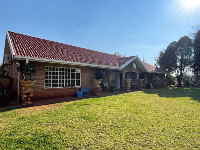 10 hectare Property For Sale - Photo 3