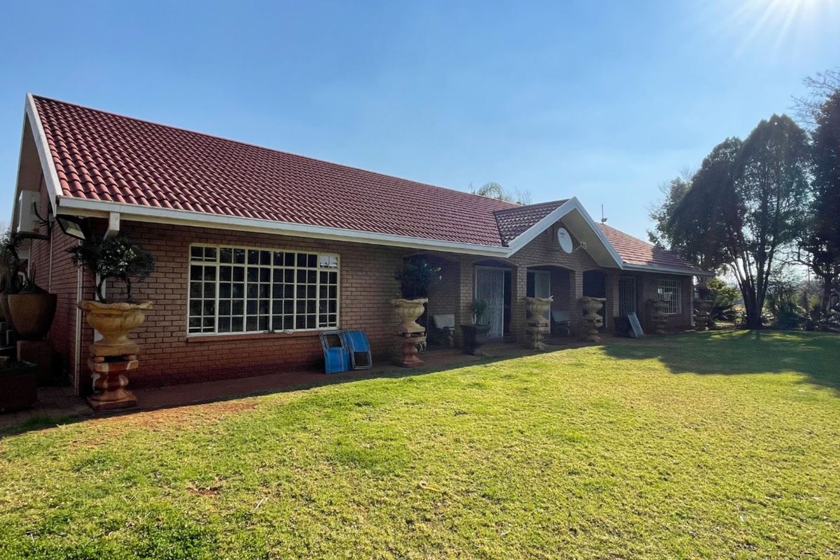 10 hectare Property For Sale - Photo 3