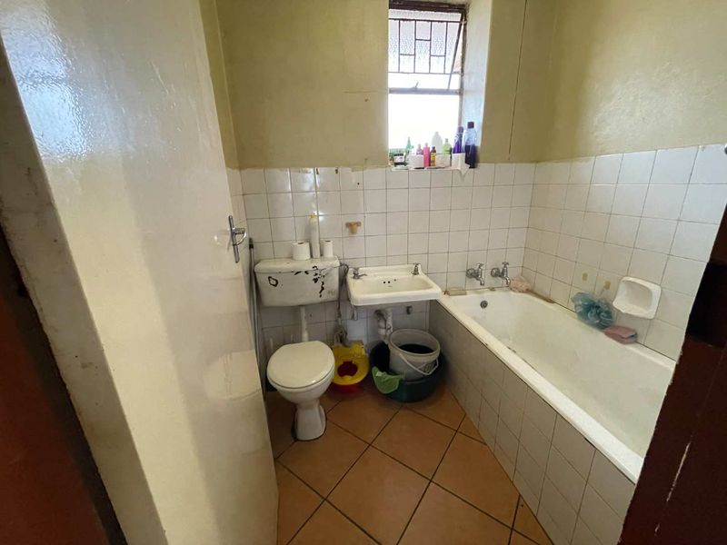 2 Bedroom apartment for sale in Pretoria West - Photo 10