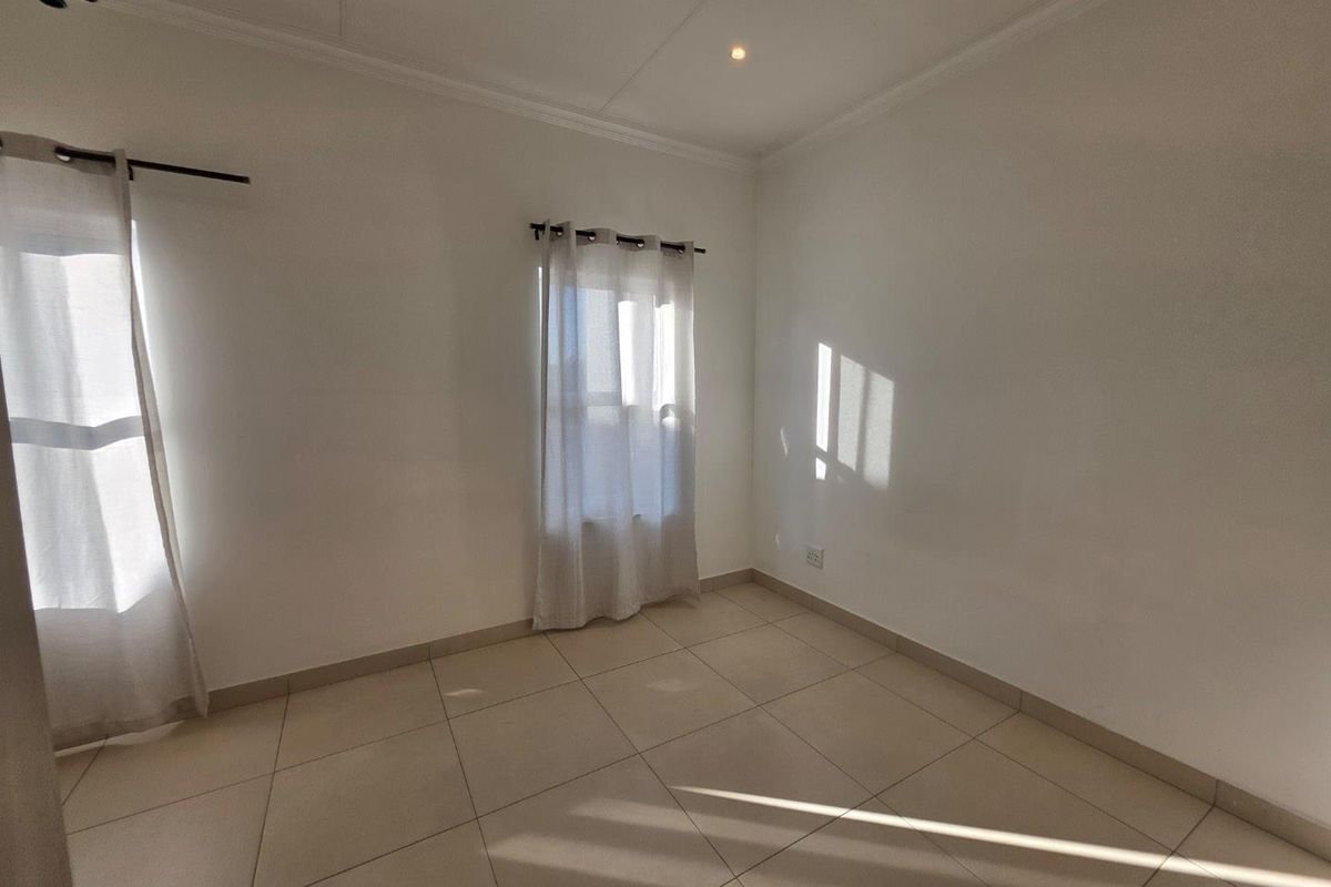Prime Pretoria East Living: Escape to Leisure Bay - Photo 5
