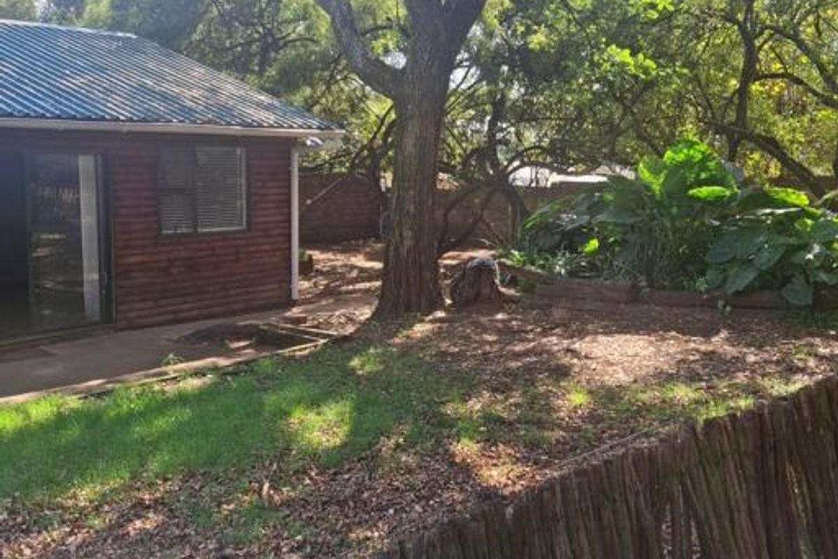 2 Bedroom Garden Cottage in Glen Austin - Photo 2