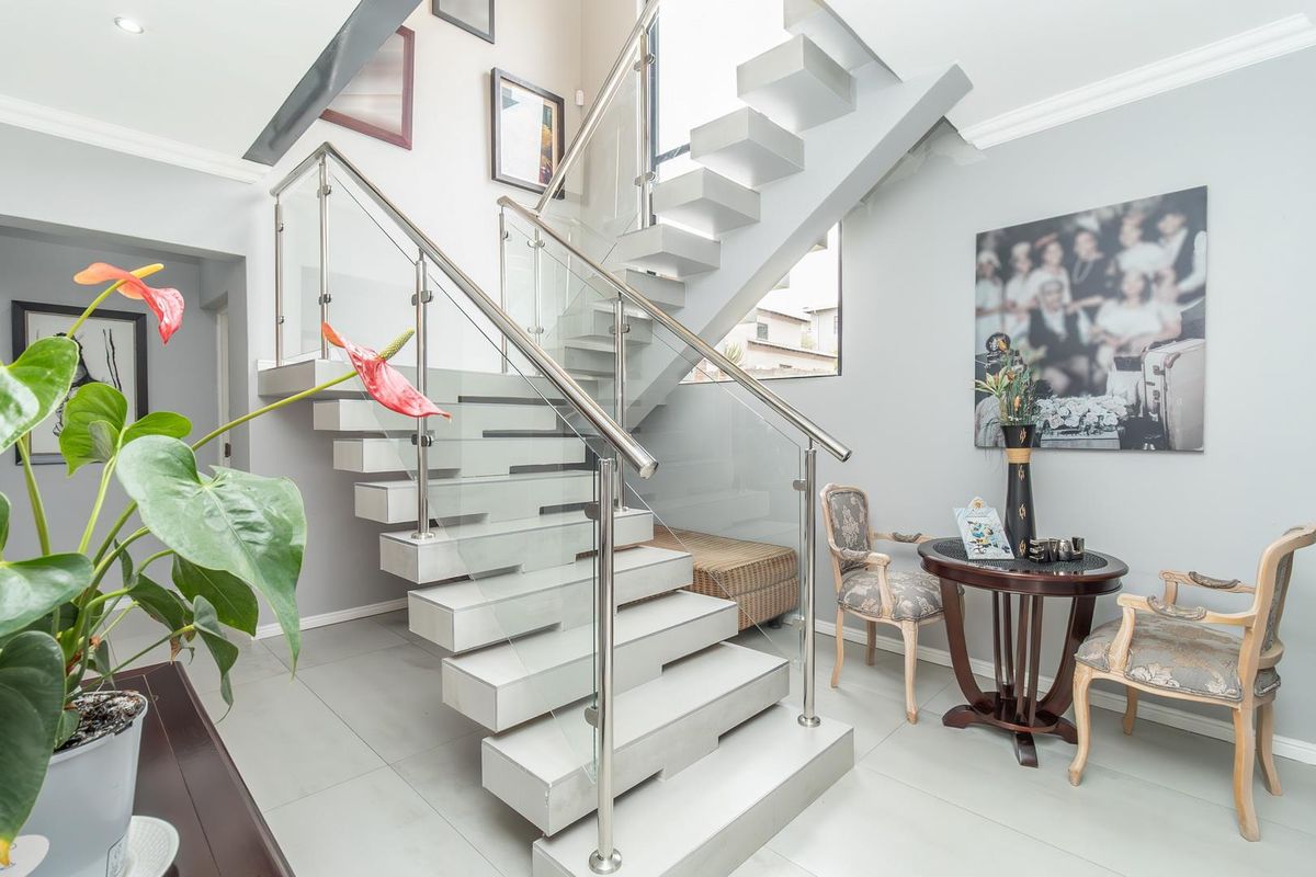 Modern Family Home Designed for Comfort & Entertaining - Photo 3