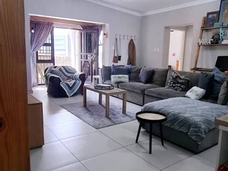 LOVELY FREESTANDING HOUSE IN KLEINE KUPPE - Photo 2