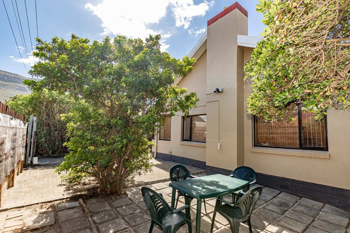 Charming Fish Hoek Classic – A Home with Character! - Photo 3
