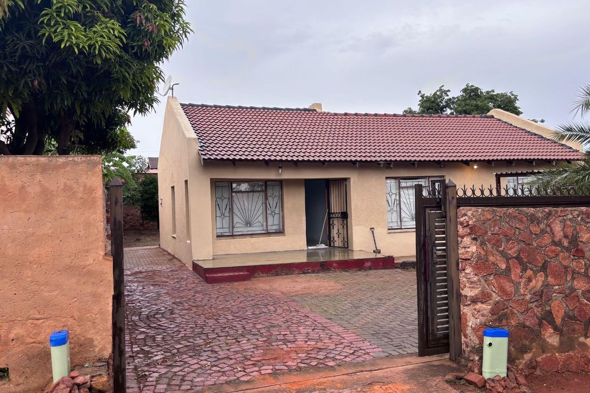 BEAUTIFUL RENTAL HOUSE - Photo 2