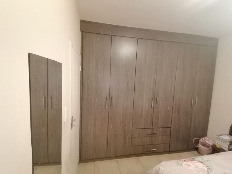 3 BEDS, 2 BATHS TOWNHOUSE FOR SALE IN NORKEM PARK EXT 2. - Photo 7