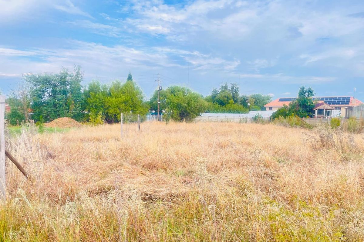 Picturesque Vacant Stand with Stunning Dam Views in Vaal Marina. - Photo 4