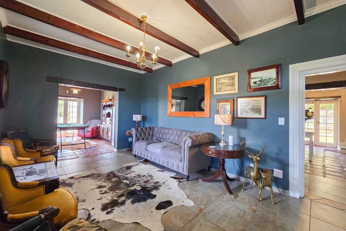 Riverfront Guesthouse, Cottage & Prime development opportunity. - Photo 4