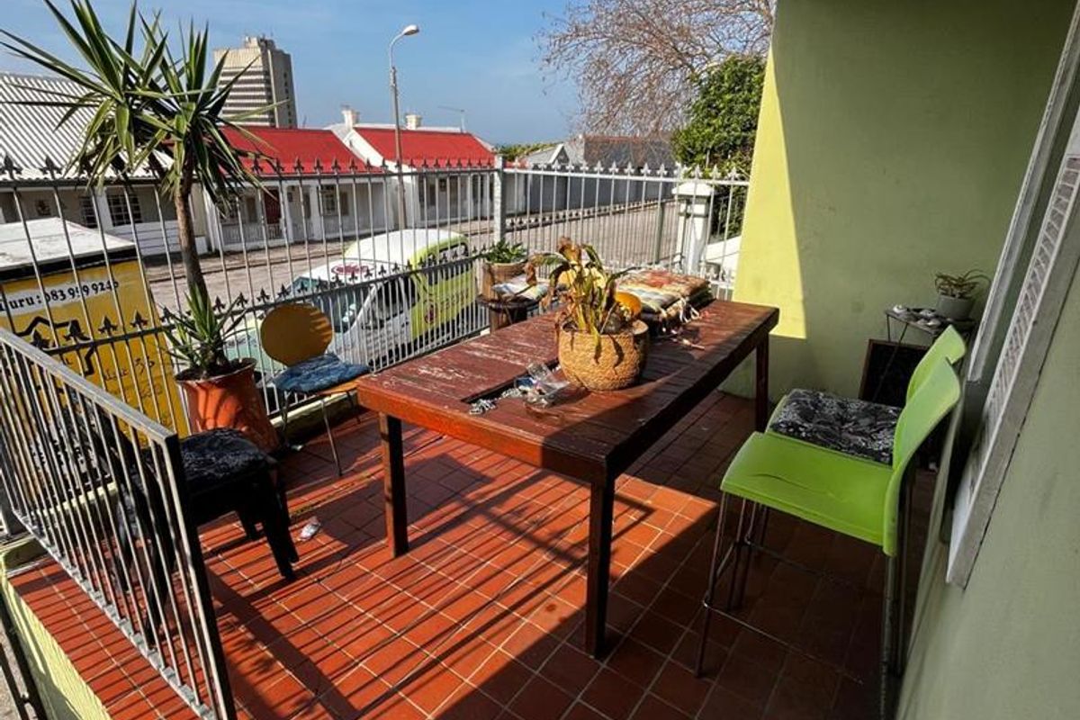 Comfortable & Secure 2 Bedroom Home for Rent - Photo 5