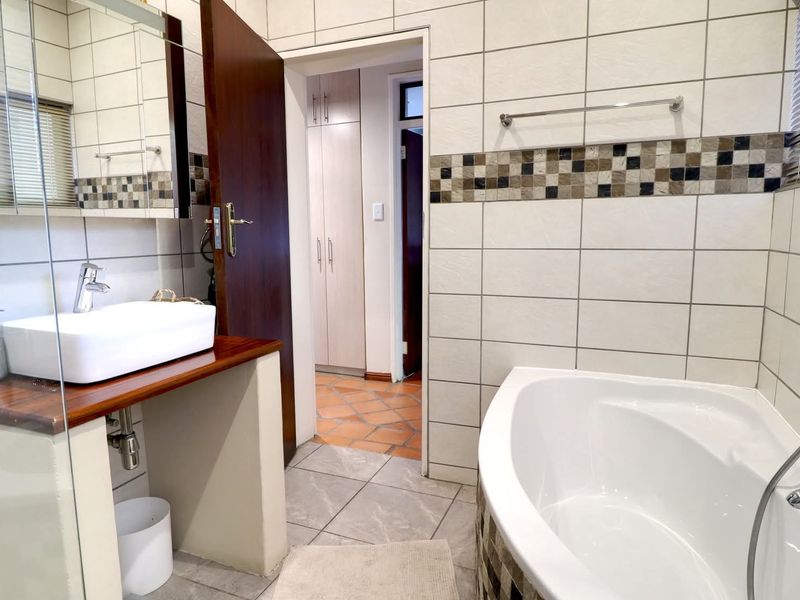 FOR SALE | PIONIERSPARK - Photo 4