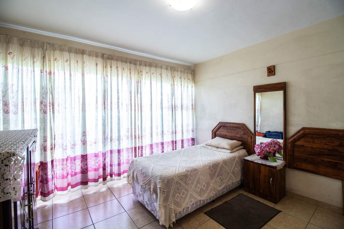 Neat 2 Bedroom, 1 Bathroom Flat - Photo 4