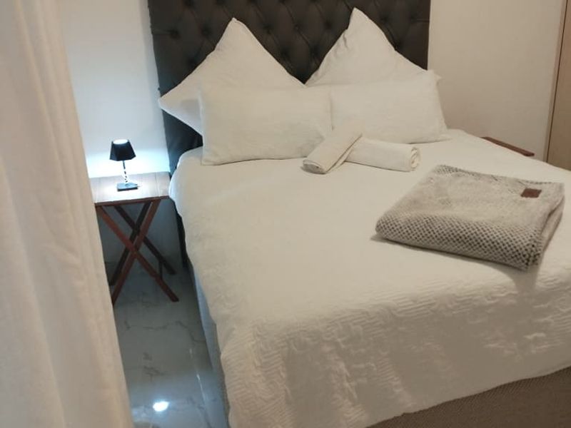 2-Bedroom Apartment to Rent – Dolphin Beach - Photo 3