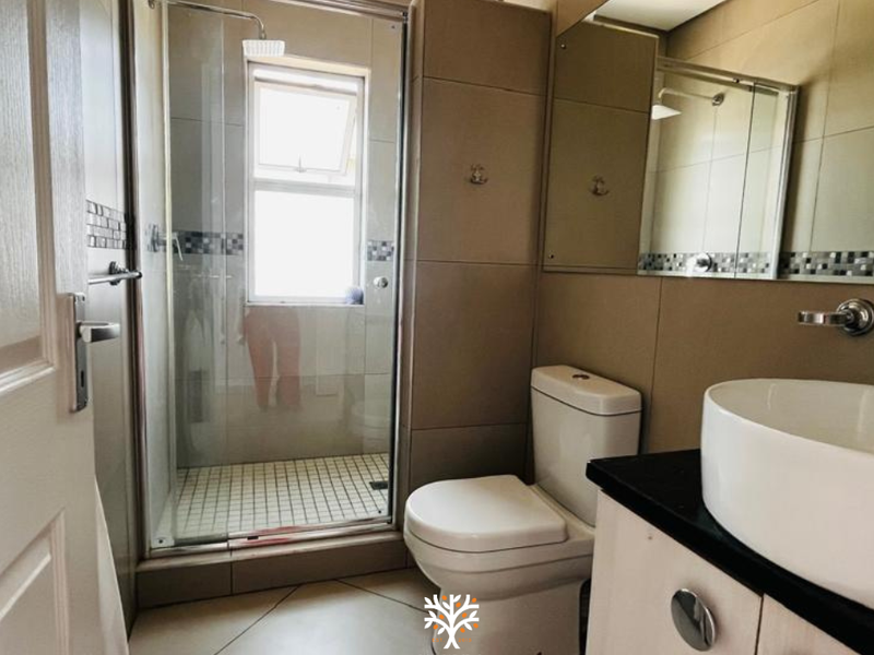 Family Home For Sale | Elisenheim | N$2 925 000 - Photo 4