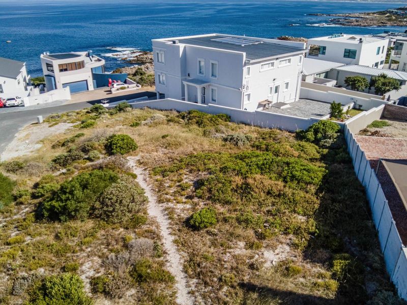 Perfectly Positioned Perlemoenbaai Plot - Photo 3
