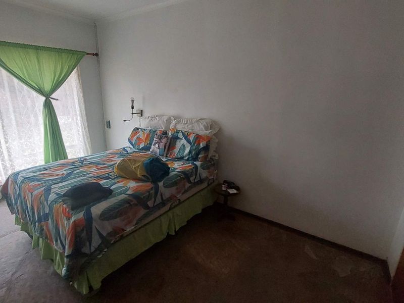 HOUSE FOR SALE, CLAREMONT - Photo 5