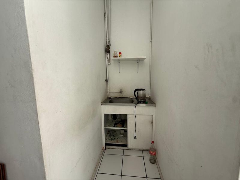Retail Space to Let | Parkside Centre | 70m2 - Photo 7