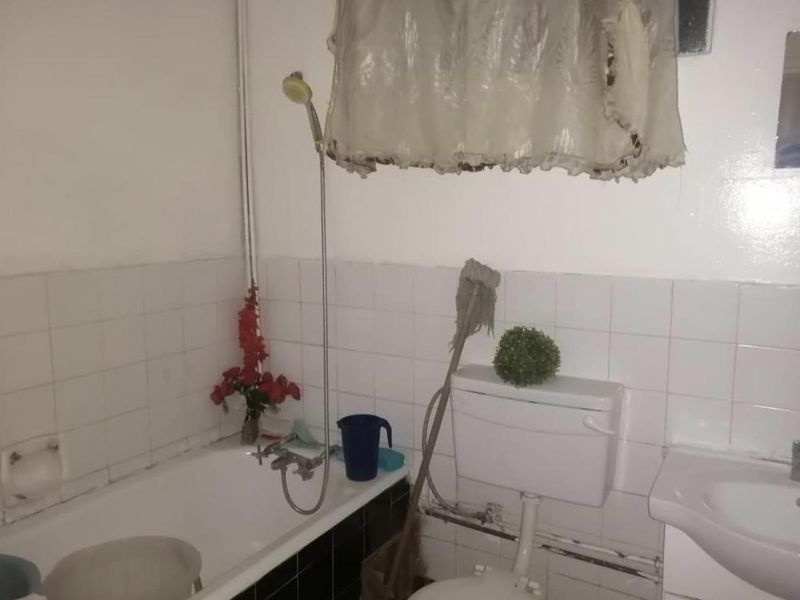 Booysens apartment for sale! - Photo 7