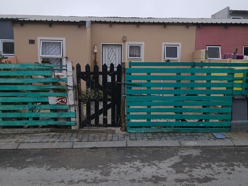 Charming 2-Bedroom Semi-Detached House in New Beginning - Photo 5