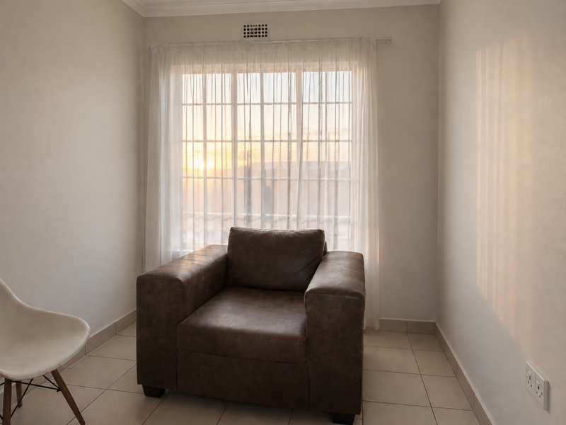 3 Bedroom house for sale in Clayville, Midrand Village Estate - Photo 7