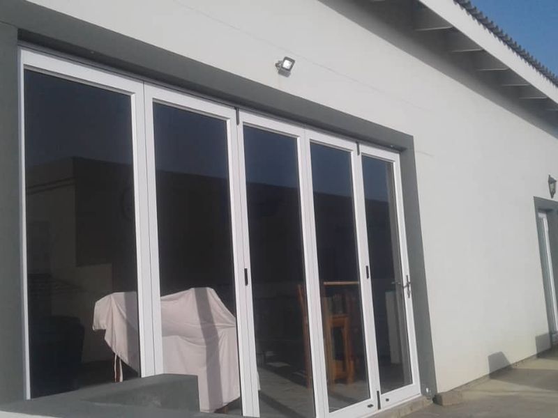 BEAUTIFUL, MODERN AND SPACIOUS HOUSE FOR SALE IN HENTIES BAY - Photo 6