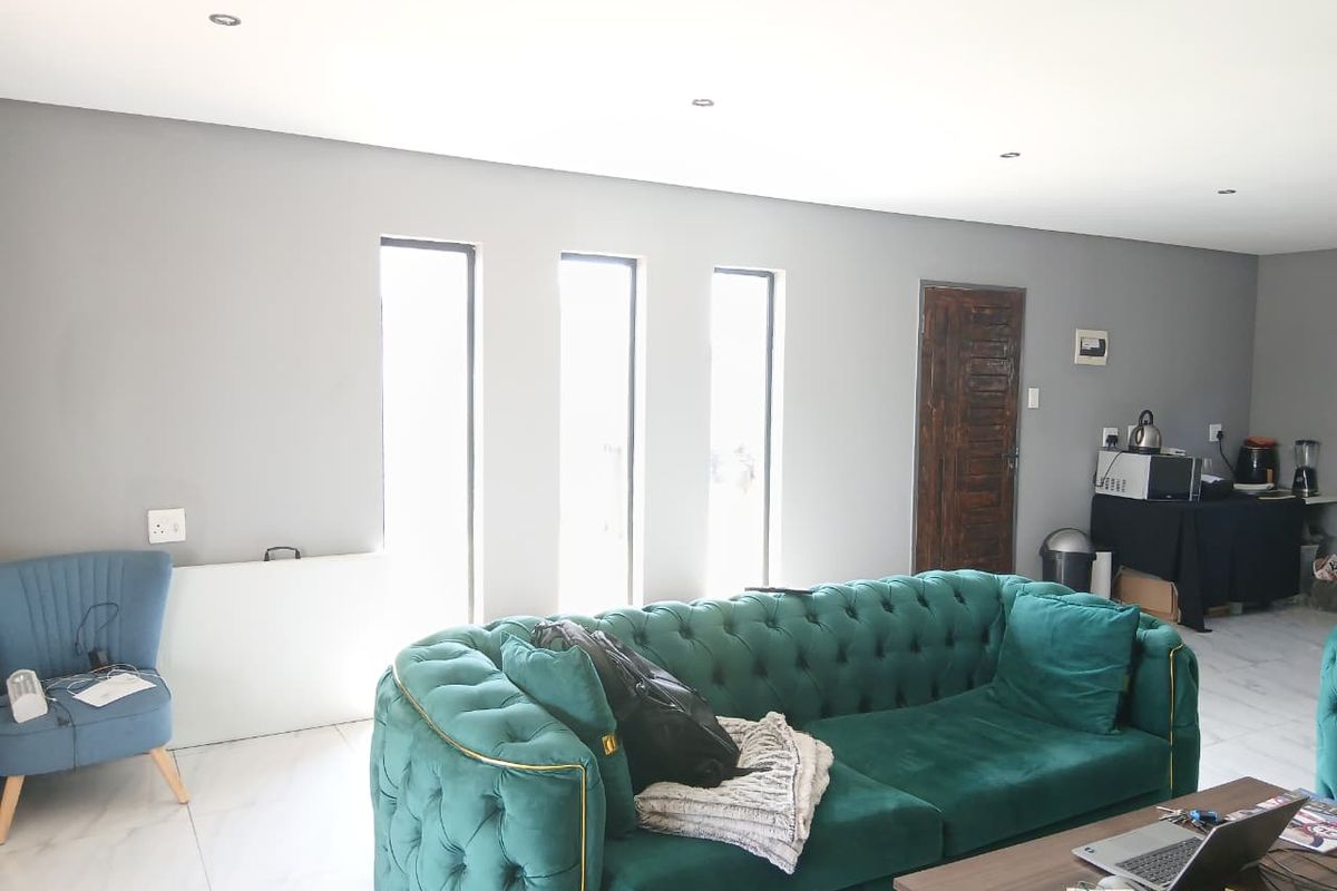 Your Dream Home Awaits: Customize the Kitchen & Closet! - Photo 4