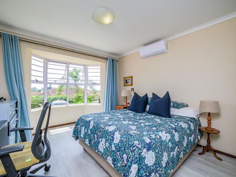 Lock up and go with Sea Views in Prime Durban North! - Photo 7