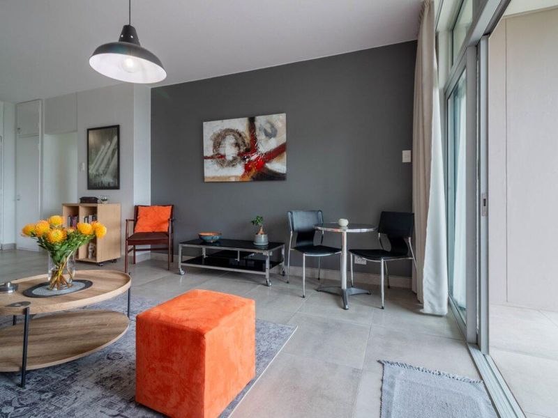 UNIQUE Contemporary Gem in Thorniebrae - Photo 6