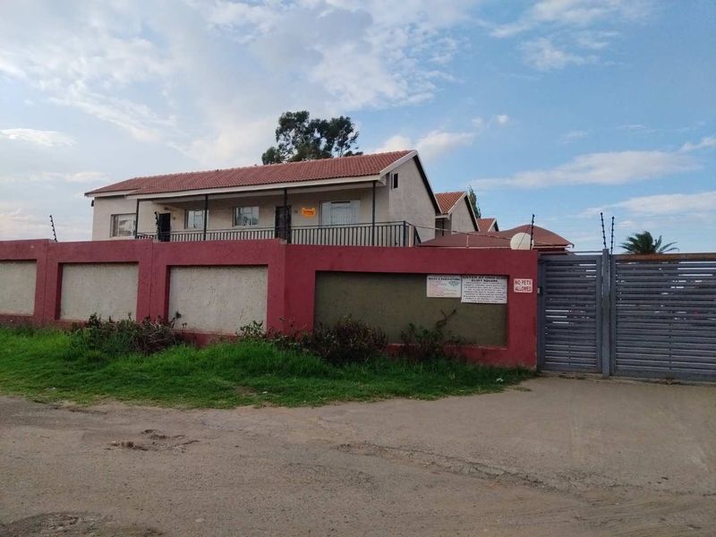 2 Bedrooms apartment for sale in Eloff Square - Photo 3