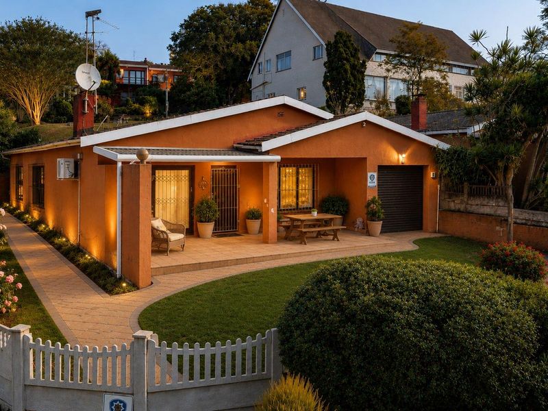 SPACIOUS FAMILY HOME WITH GREAT POTENTIAL IN POPULAR ASSAGAY FOR UNDER R1.5M! - Photo 2