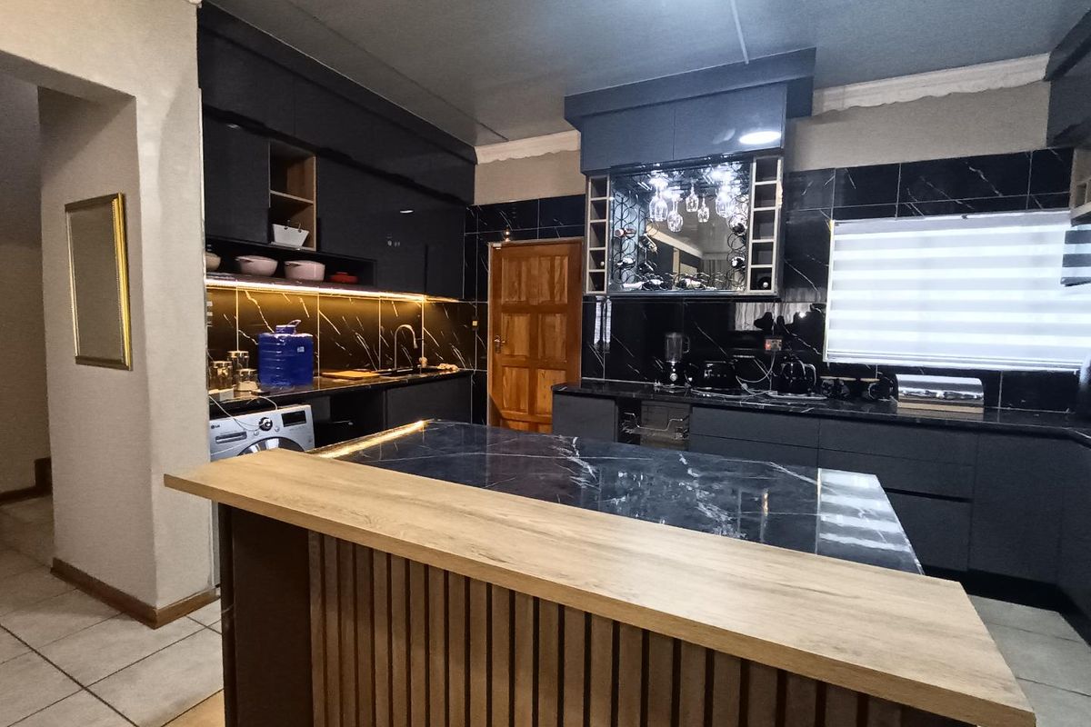 Beautiful newly renovated duet in langenhovenpark - Photo 2