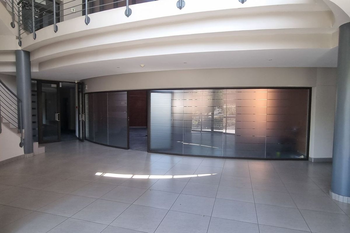 3 229m2 Waterfall Midrand Office/Warehouse Block To Let - Photo 2