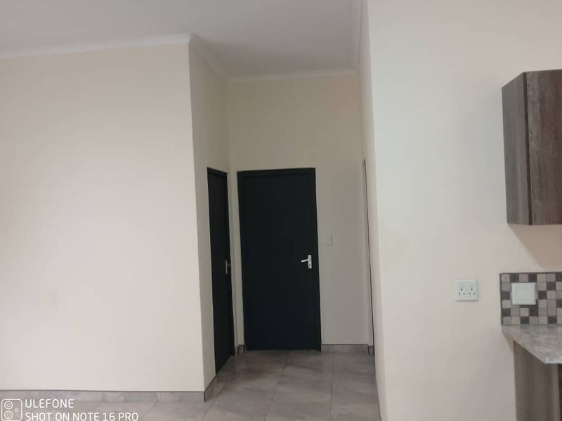 2 BEDROOM APARTMENT FOR SALE IN TSUMEB - Photo 3