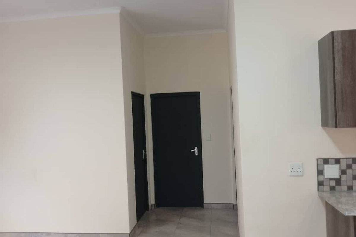 2 BEDROOM APARTMENT FOR SALE IN TSUMEB - Photo 3