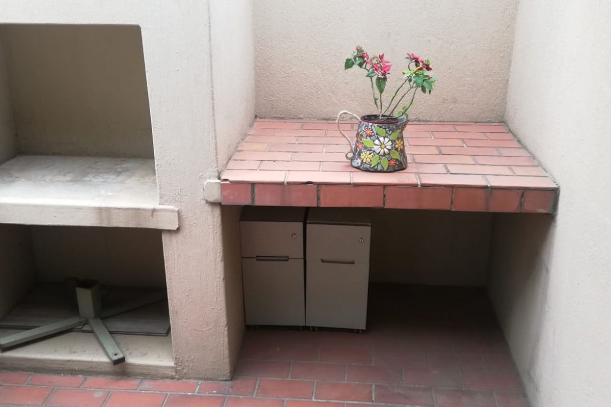 Upstairs Apartment for Sale - Photo 5